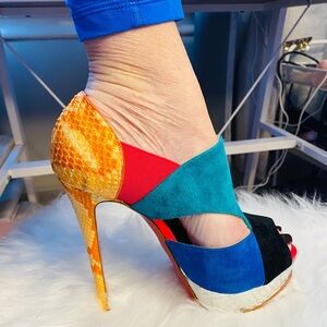 Christian Louboutin “Pitou” Python Pumps Authentic Size 37.5